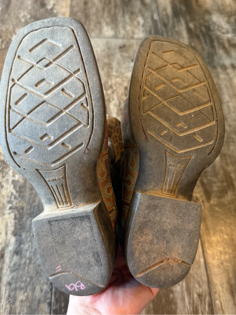 Ariat Leather Cheetah Print size 12